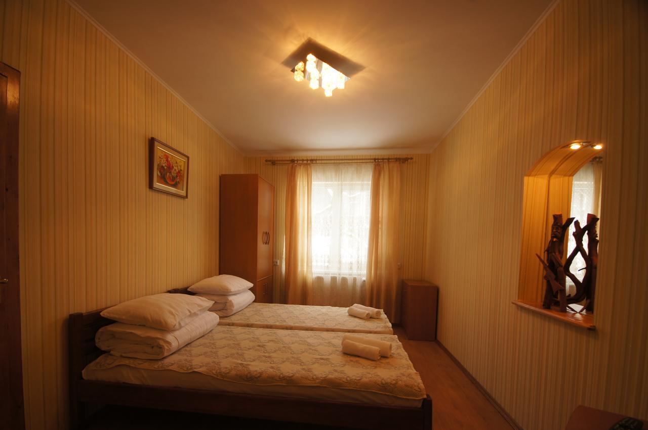 Villa Zirka Karpat Yasinya Exterior foto